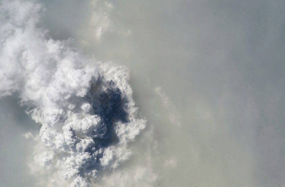 Дымка и облака над Малайзией
