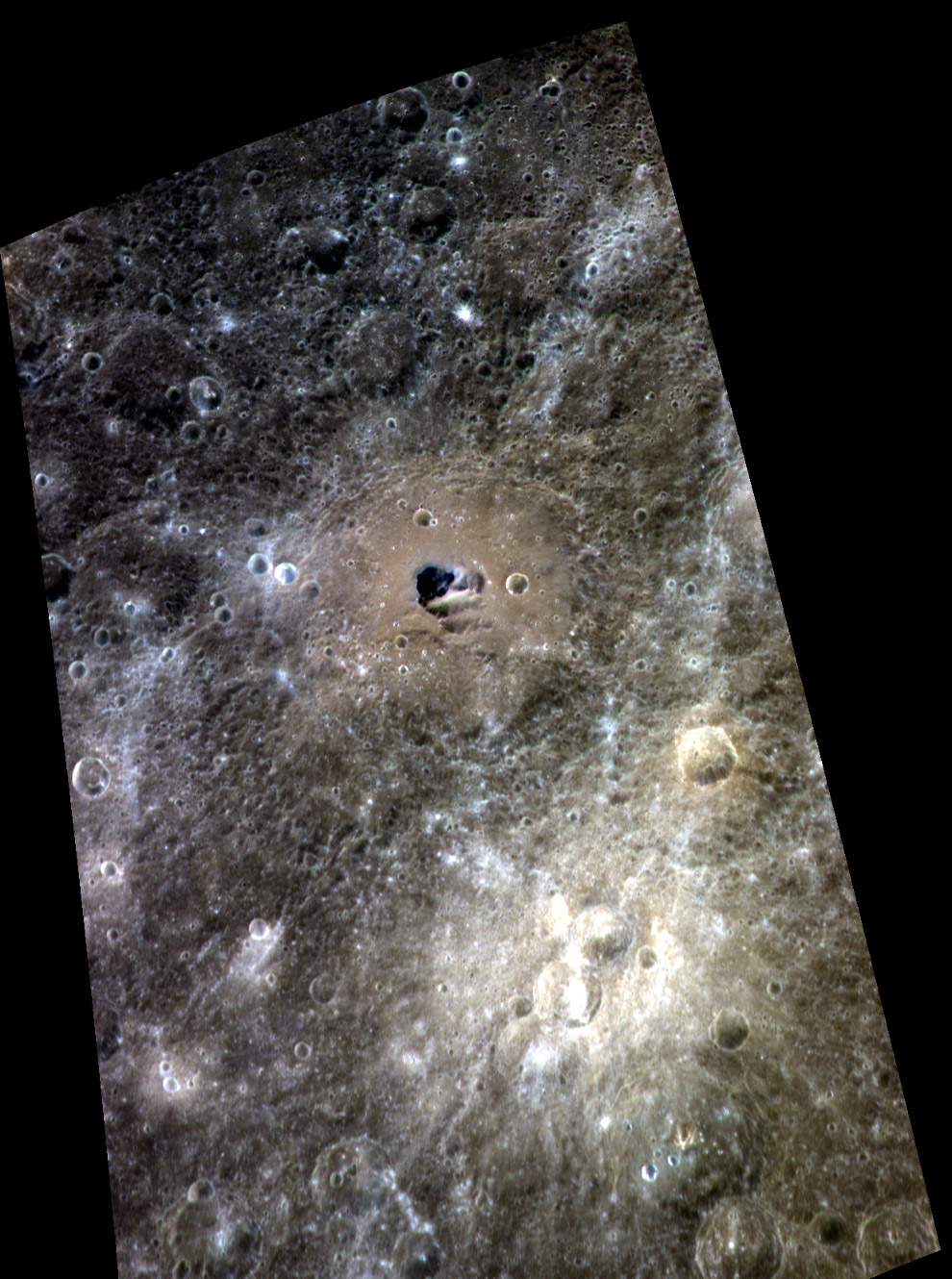 130-километровый кратер Хэмингуэя