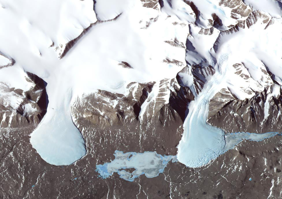 Антарктида, фото из космоса
