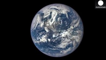 Земля с расстояния 1 млн км. Видео