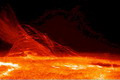 Ученые установили, что солнечные вспышки приносят на Землю в три раза больш ...