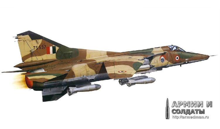 Истребитель третьего поколения МиГ-27 