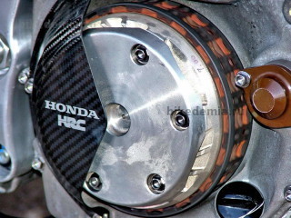 Сцепление мотоцикла Honda RC211V