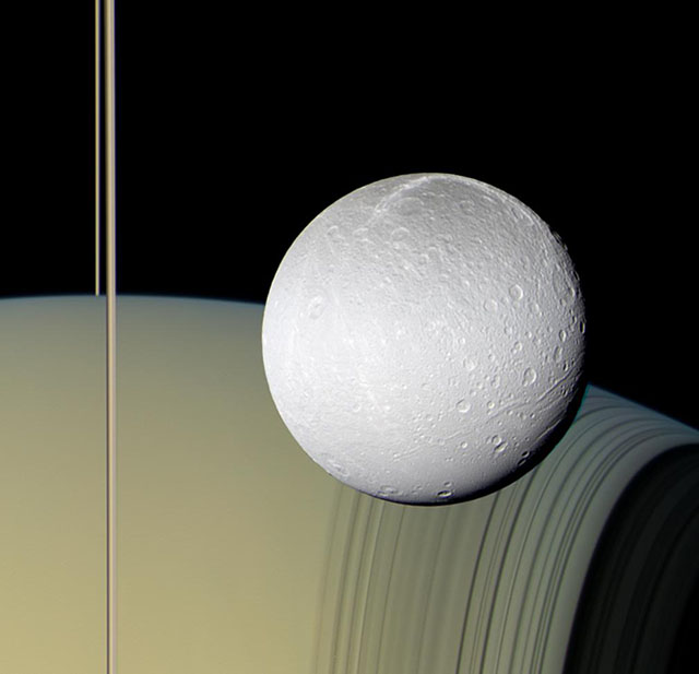 fotografii Saturna zond Kassini 17
