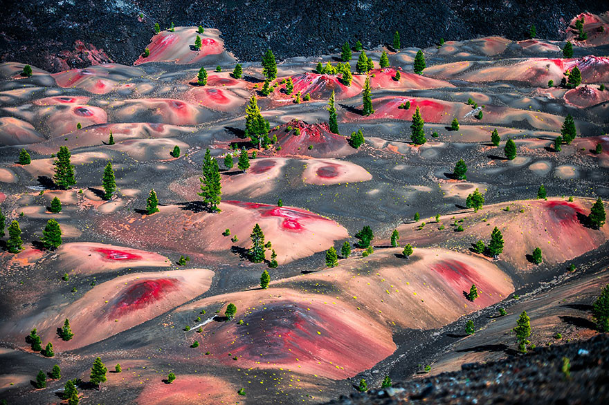 20. Красочные дюны национального вулканического парка Лассен, США земля, красота, планета, природа