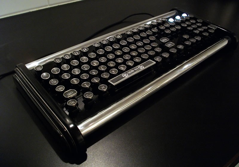 6. Datamancer Custom Keyboards: $1 500 дорогие вещи, клавиатуры
