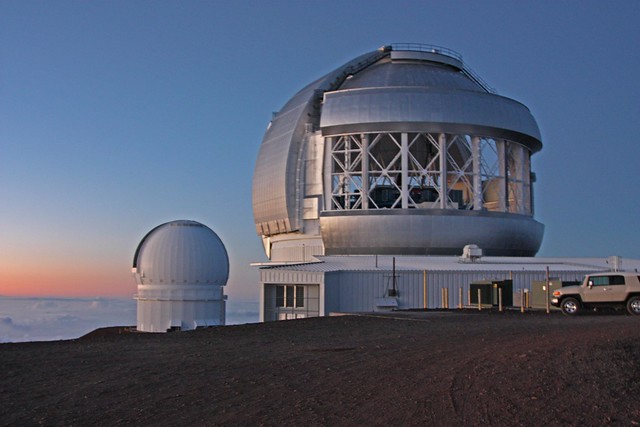 Mauna Kea Observatories 1712b