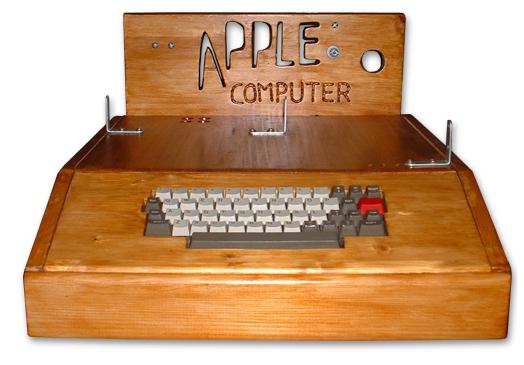 Первый массовый персональный компьютер