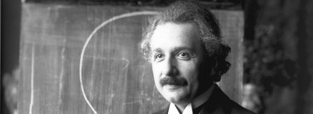 закон сохранения энергии эйнштейна