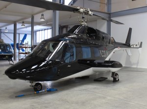Вертолет Bell 222