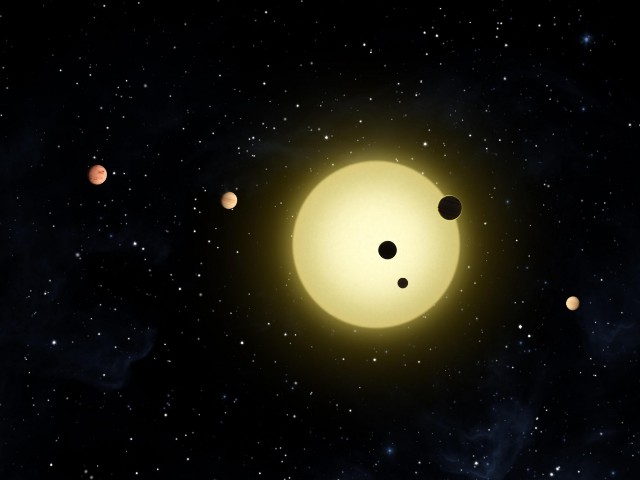 Далёкая планета оказалась в 2,5 раза больше Земли (4 фото)