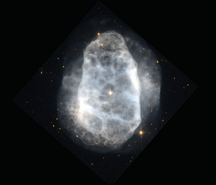 Снимок планетарной туманности NGC 6153 в созвездии Скорпиона