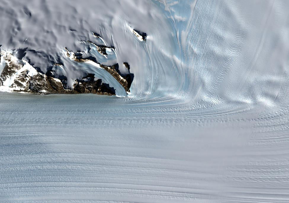 Бирдский ледник в Антарктике, из космоса