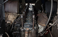 Двигатель В-6А после снятия ГБЦ