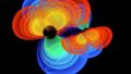 Так художник представил себе сливающиеся черные дыры и вырабатываемые ими гравитационные волны © Michael Koppitz / aei