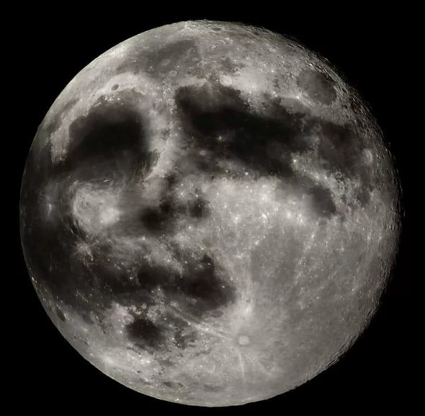 человек на луне