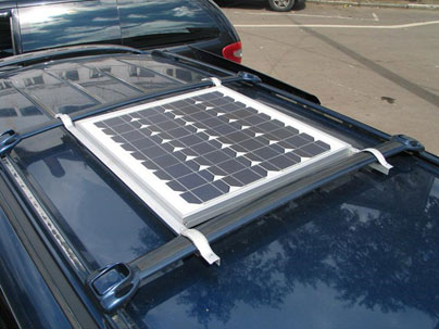 солнечная панель на крыше автомобиля