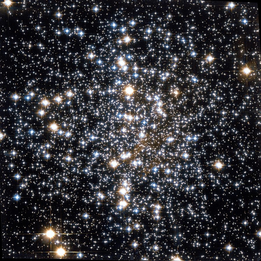 Старейшее звездное скопление Млечного пути — Мессье 4 (M4)