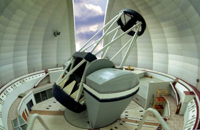  Телескоп БТА-6. Вид внутри башни.
