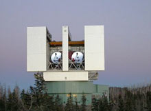 Башня Большого Бинокулярного Телескопа. large binocular telescope.