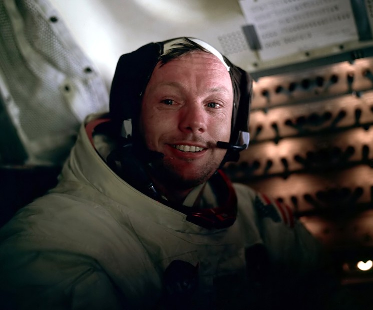 Нил Армстронг на борту Apollo-11