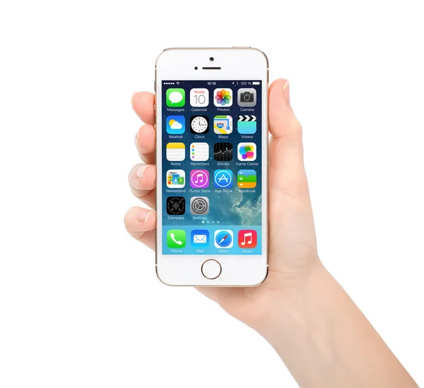 Новое обновление операционной системы IOS 7.1 экран на iPhone 5 с золотой приложений — стоковое фото