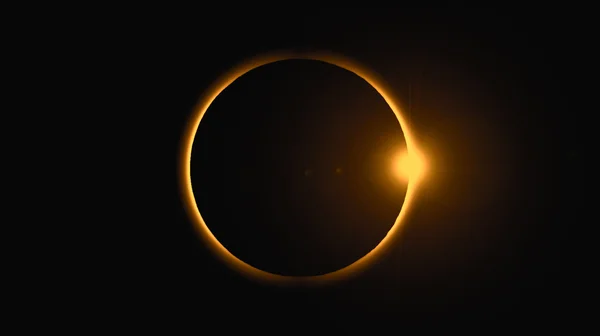 Бриллиантовое кольцо во время солнечной eclips — стоковое фото