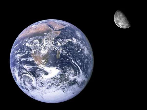 Планета Земля и луна — стоковое фото